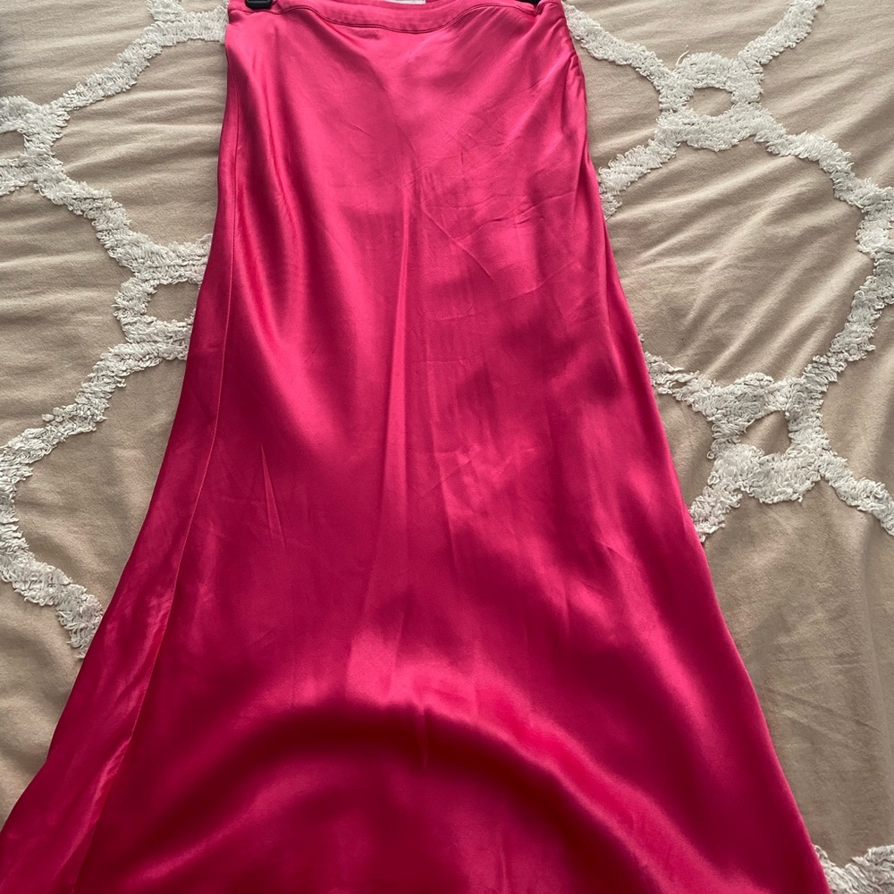 Hot Pink Slip Skirt Size Small 💕💕